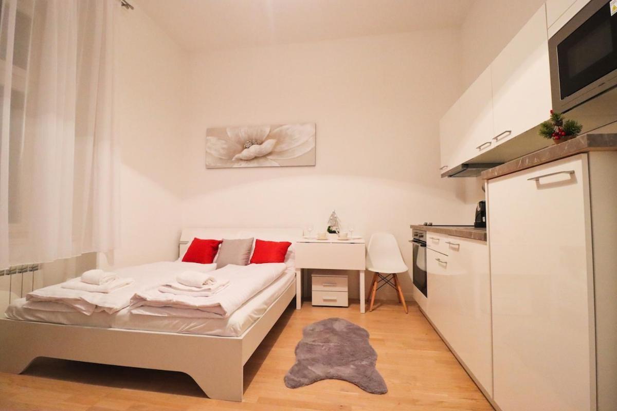 Stylish In The Center Of Apartamento Praga